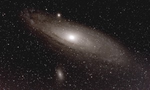 M31 et M32 dans Andromède